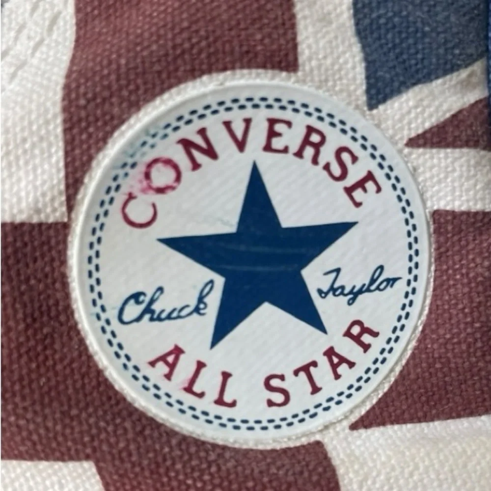 Converse Chuck Taylor’s Youth British Flag High Top Sneakers